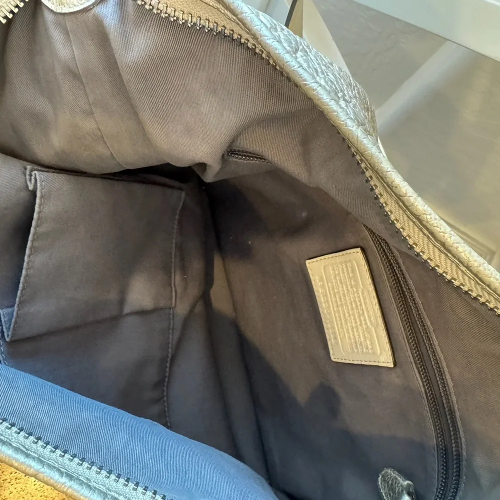 EUC Coach Legacy Duffle Bag in Metallic Leather - Picture 6 of 9